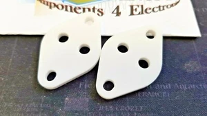 ISOLANTI DISSIPATORI IN CERAMICA TRANSISTOR (CONFEZIONE DA 2) 2mm/Taglia TO-3 (910102) - Foto 1 di 2