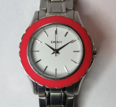 BONITO RELOJ MUJER DKNY CUARZO DEPORTIVO 5 ATM BISEL ROSA BATERÍA NUEVA FUNCIONA, Foto 1 de 4