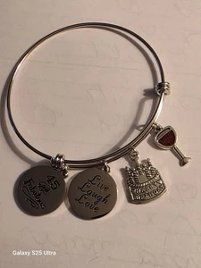 NEU 45 und fabelhafter Charm erweiterbarer Armreif Armband  - Bild 1 von 4