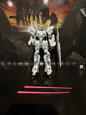 Bandai Gundam Universe RX-0 Unicorn Gundam (Awakened) ( GU-29 ) - Image 1 of 2