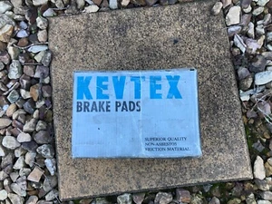 FRONT BRAKE PADS FOR HOLDEN JACKAROO 4WD 1985 1986 1987 ISUZU RODEO KDB DB395 - Picture 1 of 5