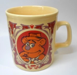 1978 THE MUPPETS FOZZIE BEAR MUG by Kiln Craft English Ironstone 3.5" T Tan Glz - Picture 1 of 7