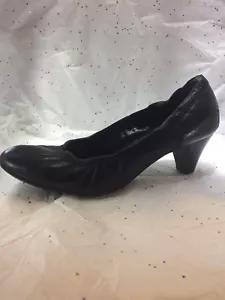 Decolte Geox in pelle nera con fascia elastica taglia 38/8 - Foto 1 di 12