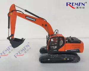 DX220LC-9C EXCAVATOR-TRACK 1/50 Diecast Doosan Vehicle Engineering Truck Model - Picture 1 of 5