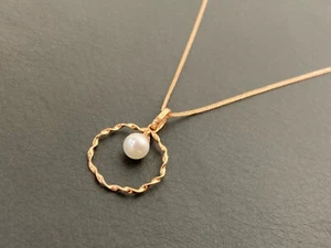 18K Gold Akoya Pearl Pendant Necklace 15 Inches - Picture 1 of 9