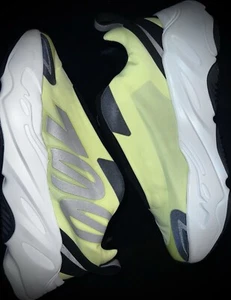 Size 4.5 (Y) - Yeezy 700 MNVN Youth 🔥Final Price Drop!!🔥 - Picture 1 of 8