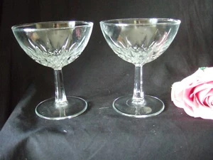 Juego de 2 cupés/copas vintage de cócteles de champán bonitos: - Imagen 1 de 5