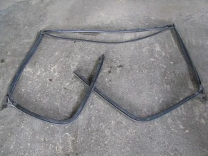 94 95 96 97 98 99 00 01 02 CAMARO FIREBIRD CONVERTIBLE HEADER WEATHERSTRIP - Bild 1 von 5