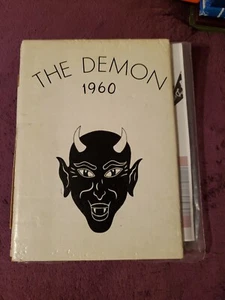 1960 "The Demon" Perkins HS, Perkins, Oklahoma, plus andere Artikel aus Klasse 1960 - Bild 1 von 12