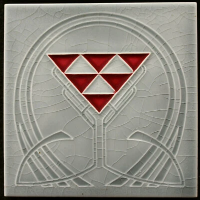 Attractive Original  Art Nouveau tile C 1900 Wessel Bonn stylized decor - Image 1 of 4