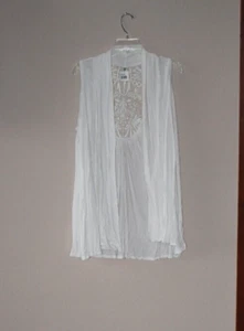 Hanger 55 Women's White Sleeveless Open Front Lace Inset Coverup Vest Sz 2XL - Picture 1 of 5