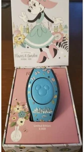 Minnie In Bloom 2020 Flower And Garden Festival LE2000 MagicBand Disney Parks - Picture 1 of 4