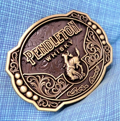 2024 Pendleton Whisky Let'er Buck Promo Belt Buckle Montana Silversmiths .GMP690 - Image 1 of 4