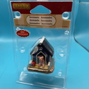Lemax Christmas Holiday Village Accessory Fluffys House 44335 Doghouse New - Picture 1 of 3