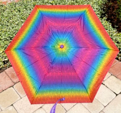 BETSEY JOHNSON MUJER PARAGUAS ARCO IRIS AUTOMÁTICO ABIERTO NUEVO CON ETIQUETAS Foto 1 de 2