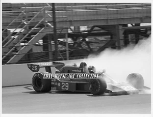 BILL ENGELHART #29 1981 INDY CRASH PHOTOGRAPH 29 005 - Picture 1 of 1