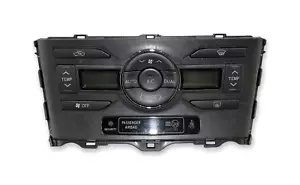 5590002231 Toyota Auris Genuine Electric Climate Heater A/C Control Switch - Picture 1 of 9