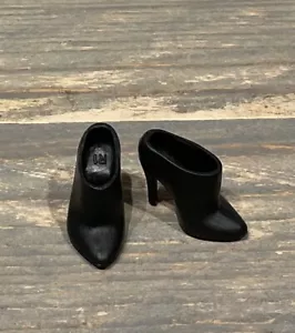 2010 Back Heels Shoes Barbie doll Louboutin - Bild 1 von 6