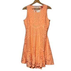 Lace Dress Junior's Size Large Coral Lace Up Floral Sleeveless Ultra Pink NEW - Picture 1 of 9