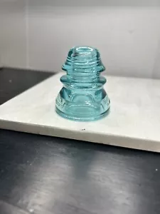 Gorgeous Icy Blue Vintage Whitall Tatum Co No 1 Glass Insulator. Great Cond. - Picture 1 of 18