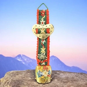 Vtg Italian Souvenir Cowbell – Campiglio 1550m – Floral Painted w/ Alpine Strap - Picture 1 of 10