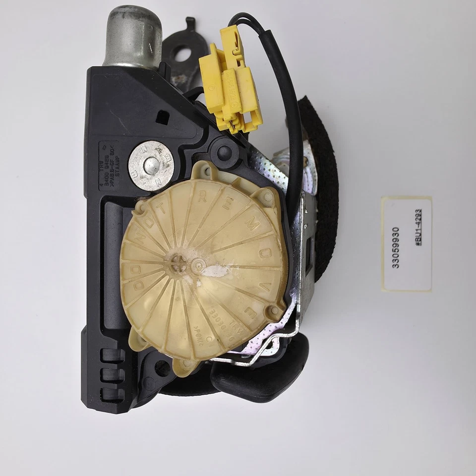 2008-2011 Mercedes-Benz C300 REAR LEFT SIDE SEATBELT 33059930 - Imagem 1 de 4