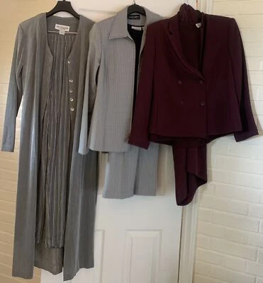 Lote de 3 conjuntos de traje para mujer, conjunto de falda ciruela y 2 conjuntos de pantalones negros/blancos/grises talla 8 Foto 1 de 4