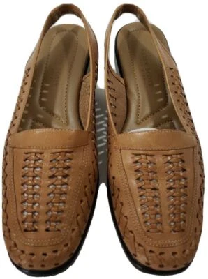 Karen Scott ~Woman Size 7M~ Soft Step Back Strap Sundancer Shoes NWOB. - Image 1 of 4