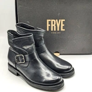 FRYE "Veronica Bootie" wasserdichte Damenstiefel aus geöltem Leder (schwarz/silber) NEU - Bild 1 von 21