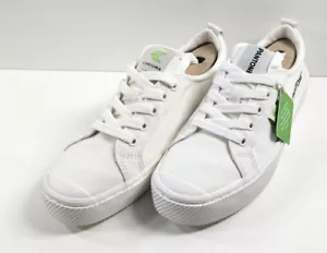 Cariuma Snow White Canvas Sneakers OCA Low Top Unisex Womens Size 8.5 Mens 7 - Picture 1 of 12