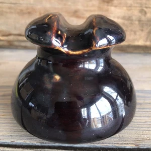 Aislador eléctrico vintage de cerámica marrón de 4" de diámetro - Imagen 1 de 7