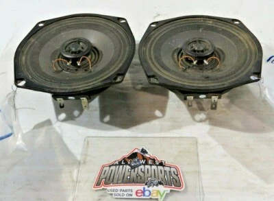 2014 VICTORY VISION TOUR, PAIR OF AUDIO STEREO SPEAKERS (OPS7022) Foto 1 de 4