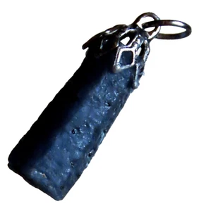 Colgante de Exagono de Zafiro azul natural EN BRUTO - Imagen 1 de 6