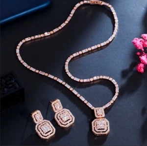 18K GOLD PLATED GENUINE CLEAR CUBIC ZIRCONIA NECKLACE AND EARRING SET, BRIDAL - Picture 1 of 2