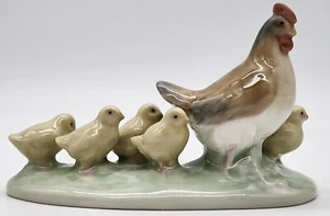 NAO By Lladro Hen Chicks Figurine 12cm Porcelain Hand Made In Spain Discontinued - Bild 1 von 17