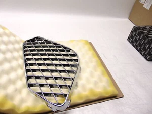 New Genuine Bentley NEW GT 2018>  Left Outer Lower Bumper Chrome Grille Trim  - Picture 1 of 4