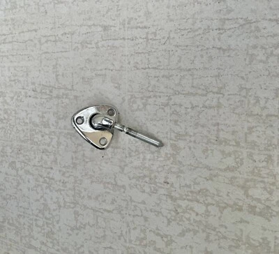 1975 79 Chevy Nova Buick Skylark Sun visor  Bracket 75-79 Omega Ventura Phoenix - Image 1 of 3