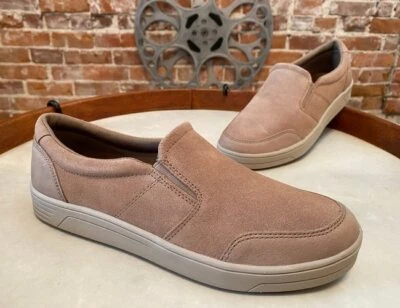 Easy Spirit Medium Natural Taupe Suede Nutmeg Slip on Sneakers 8.5 Sale - Image 1 of 4
