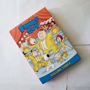 Family Guy Volume 3  DVD w/ Slipcover Episodes 1-13 Pre-owned - Bild 1 von 11