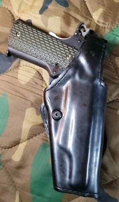 Safariland Right-hand Colt Government 1911 Black Holster With Thumb Snap - Image 1 of 4