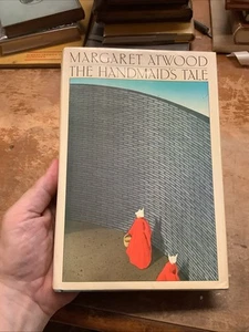 Margaret Atwood The Handmaid's Tale American First Edition First Printing 1986 - Bild 1 von 7
