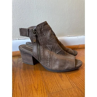 Босоножки Bare Traps на коричневом плетеном каблуке - женские размер 7,5 - Изображение 1 из 4