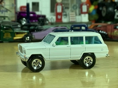 Matchbox 1964 Jeep Wagoneer  Custom Wheel Swap Loose - Image 1 of 4