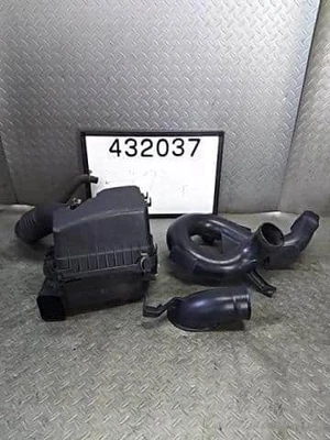 TOYOTA Voxy 2013 DBA-ZRR75G Air Cleaner Assembly 1770037210 [Used] [PA111780955] - Image 1 of 4