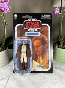 Star Wars Vintage Obi-Wan Kenobi Attack Of The Clones VC31 Figured MINT CARD - Picture 1 of 2