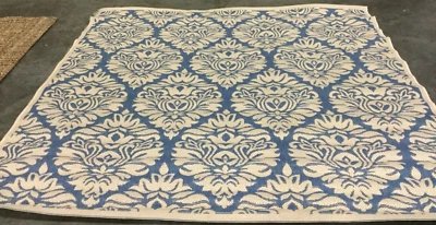 Alfombra Mancha Trasera AZUL/CREMA 6'-7" X 6'-7", Precio Reducido 1172661001 LND135M-6SQ Foto 1 de 4
