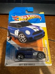 2011 Hot Wheels New Models Mini Challenge #30 Blue (Y5 Wheels) - Picture 1 of 1