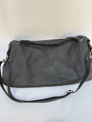 Bolso de mano holgado de cuero Neiman Carcus con correa ajustable Foto 1 de 4