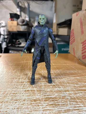 Marvel Legends 6" Talos Skrull Figure Captain Marvel Cover