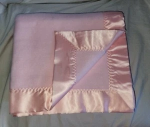 VTG Mine Alone Pink Nylon Trim Binding Acrylic Quilt Crib Blanket 60x45" Fleece - Picture 1 of 12